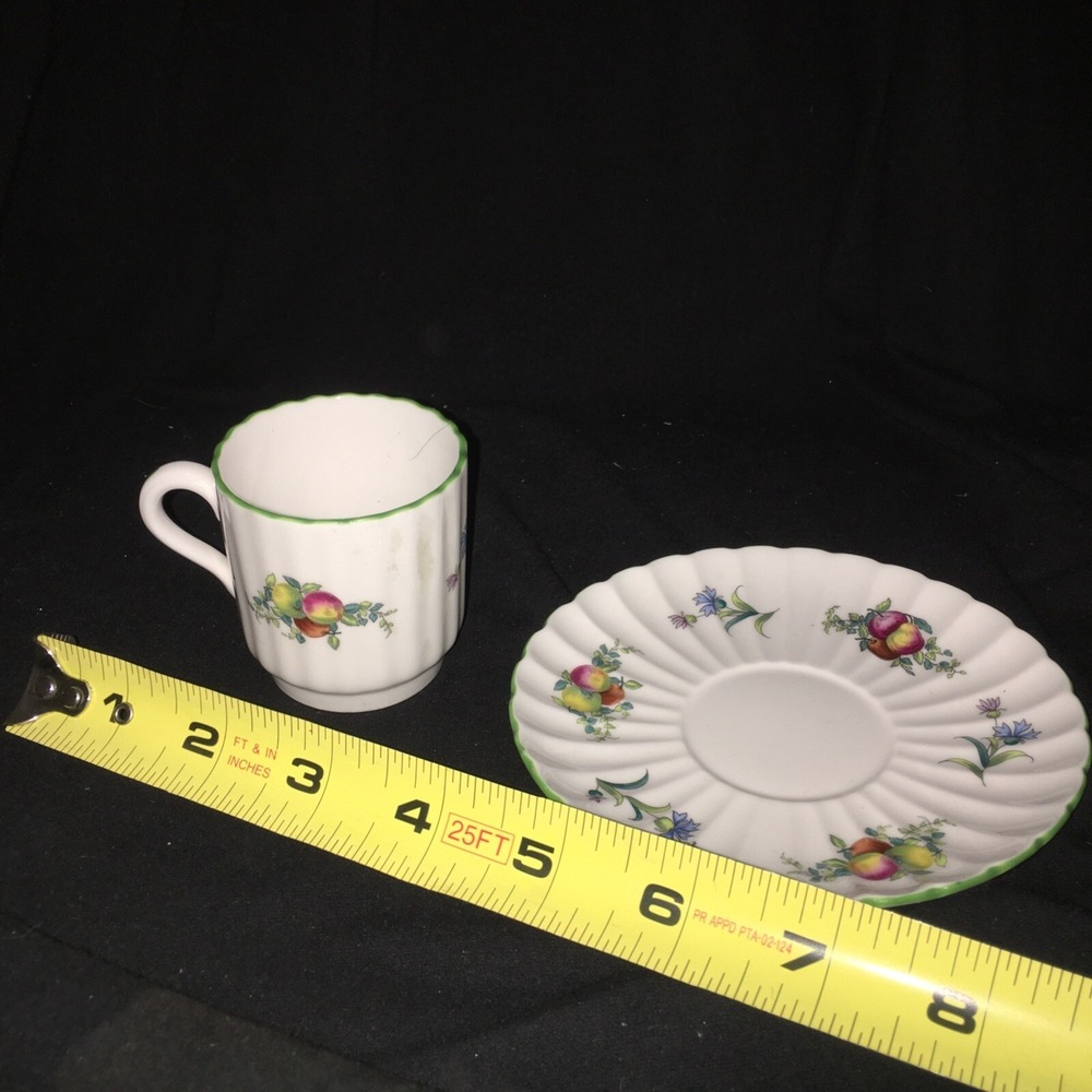 Spode Miniature Cup and Saucer, Fruit Scallop Design with Green Border - Picture 9 of 10